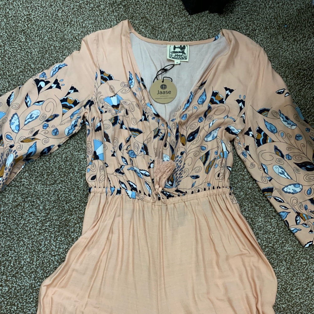 Long jumpsuit loose fitting and great for summer